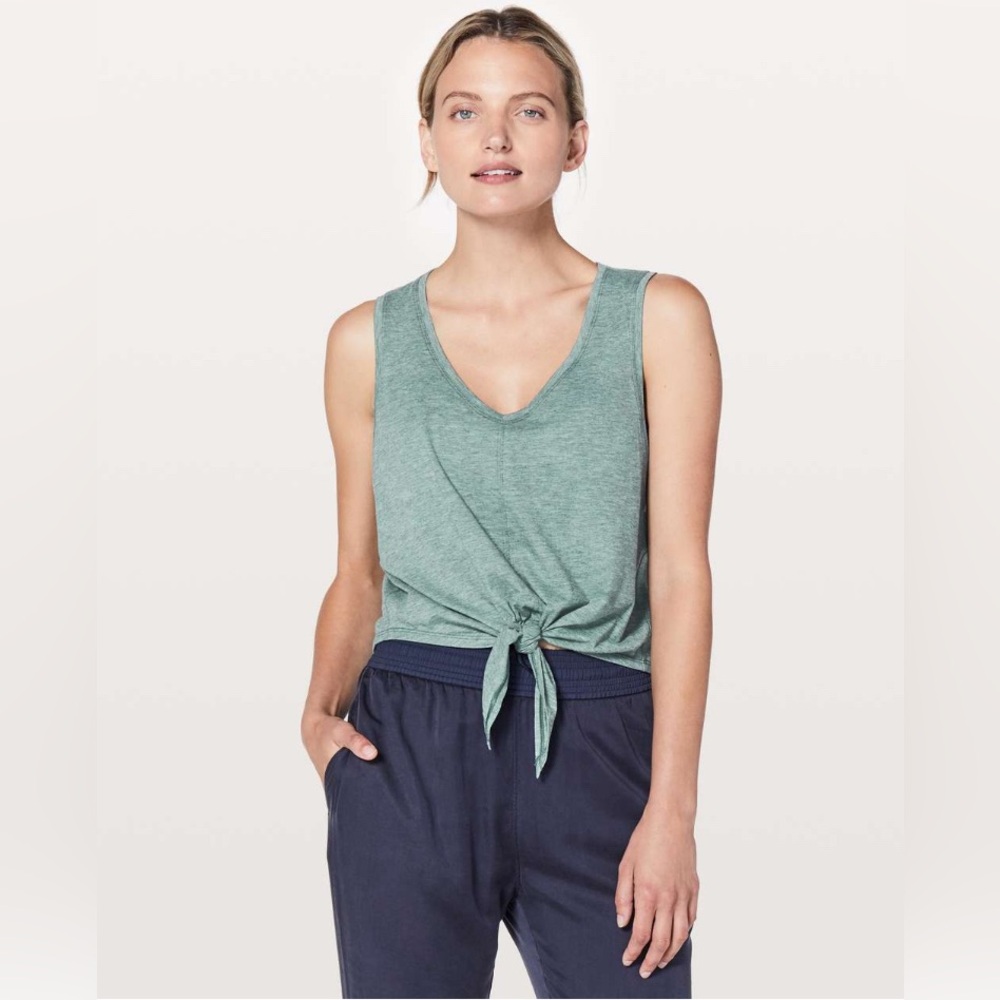 LULULEMON Knot Gonna Fly Tank Top